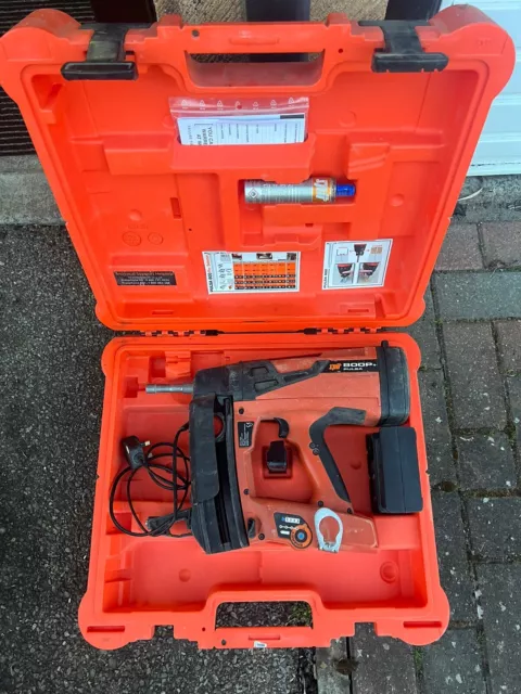 Spit Pulsa 800P+ Plus Concrete Nail Gun Nailer w/Case+Battery 2019