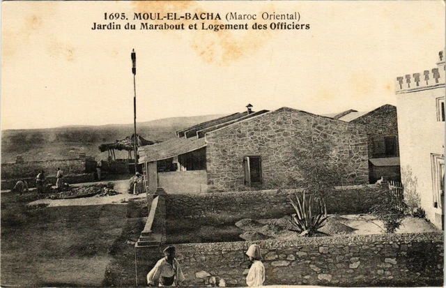 CPA AK Moul El Bacha Jardin du Marabout Housing Officers MOROC (9639969)
