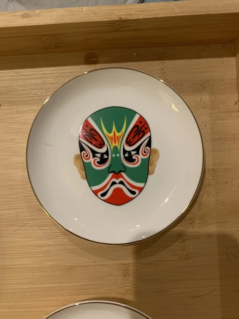 Chinese Peking Opera Mask Gold Lined Plate 5 inch bone china plate by Zhong Yuan