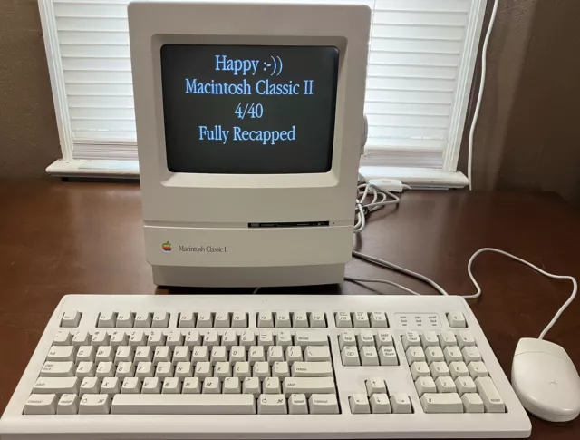 Recapped Macintosh Classic Ii Vintage Mac Apple Computer Complete Keyboard Mouse