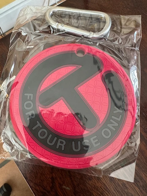 Scotty Cameron Circle T ALL PINK Putting Disc Circle T Bag Tag RARE