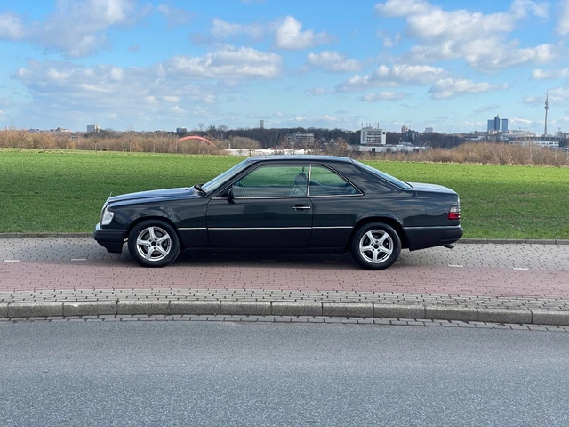 Mercedes Benz 300 CE Sportline Coupe W124
