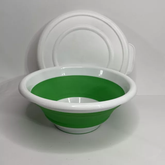 Pampered Chef Collapsible Serving Bowl 2 Quart Silicone Green White Lid 2794