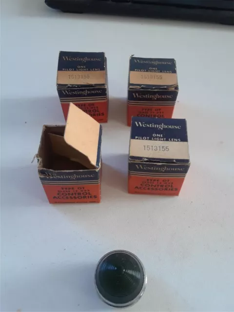 NOS Lot of 4 Westinghouse Pilot Light Lens #1513155 - Green - Beehive Design