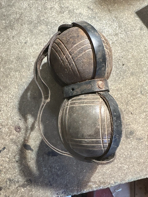Cadeau festif pour amateurs de pétanque : Étui boules de retraite en bleu