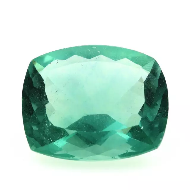 Fluorita Verde. 71.15 cts. VVS1. África