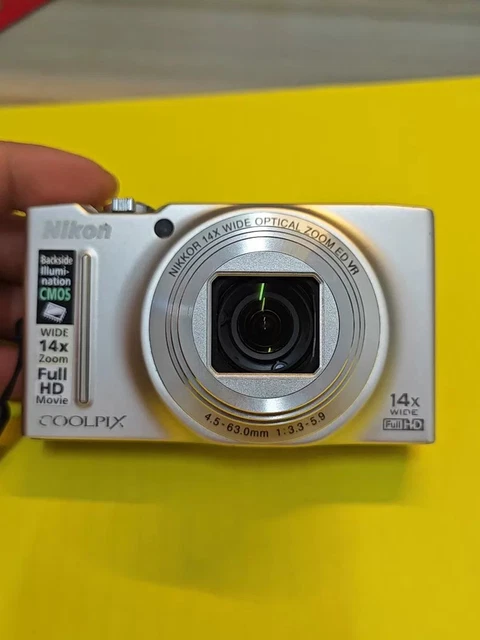READ[NEAR MINT] NIKON COOLPIX S8200 16.1MP 14x Zoom Compact