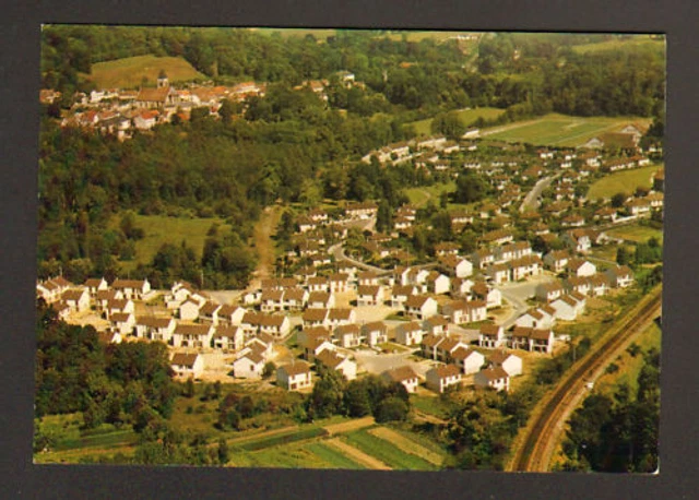 PRESLES (95) VILLAS & Voie Ferrée à LA MADELEINIERE