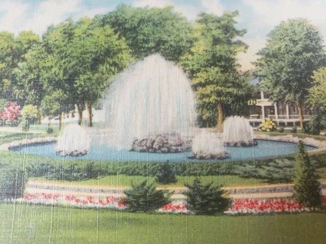 C 1940 Gardens and Fountain at Columbus Park Syracuse NY Linen Vintage Postcard