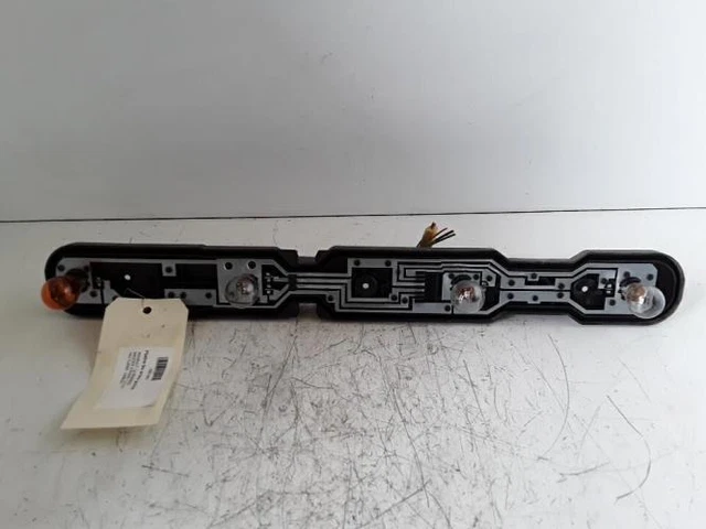 Platine De Feux Arrière Renault - Référence 7701039732 - Occasion, état Opérationnel - Gauche