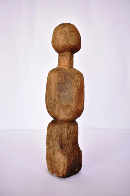 Ancien En Bois Primitive Poupée Main Putali Crafted Folk Art Statue