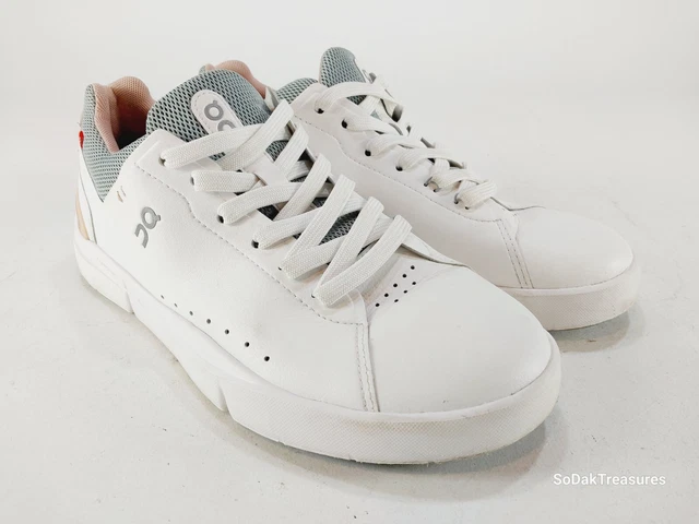 on cloud tennis shoes womens