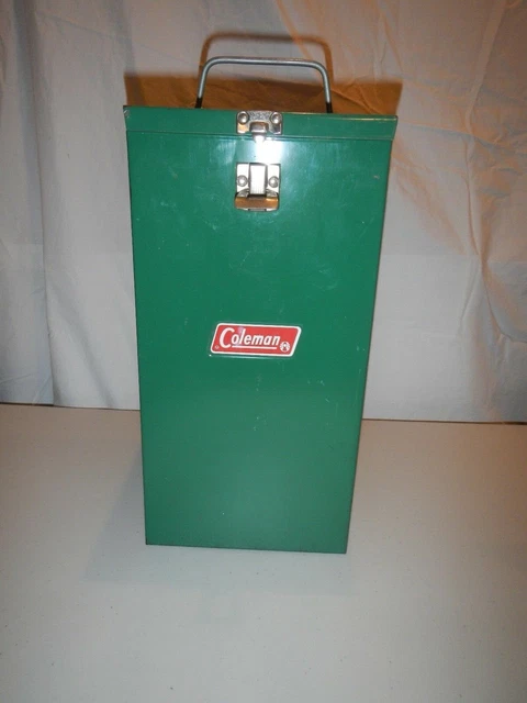 VINTAGE COLEMAN METAL lantern case model 335-200 lot 127
