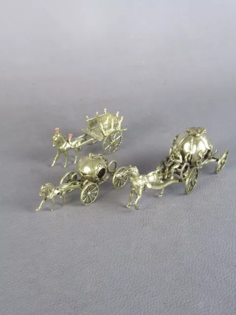 Set Decorative Three Piece Silver Shapes Carriages With Horses