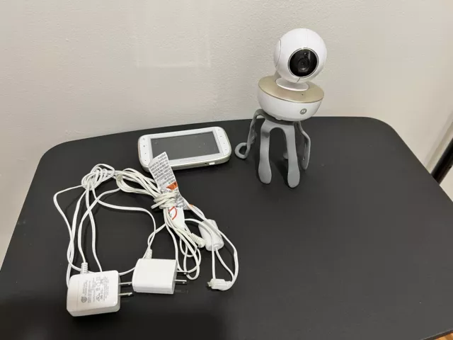 Motorola Portable Video Baby Monitor (MBP855CONNECTPU) with Camera 28558093C1