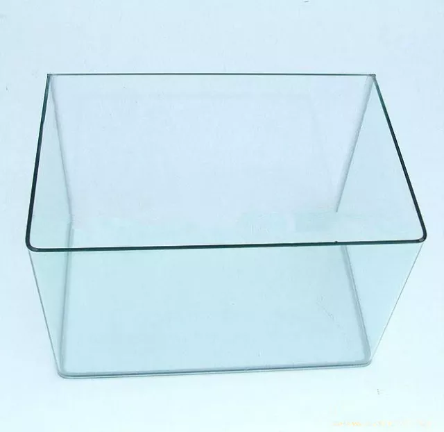 Aquatee's Fishland 3.2L Fish Tank Curved Aquarium 180x130x150mm Shrimp Aquascape