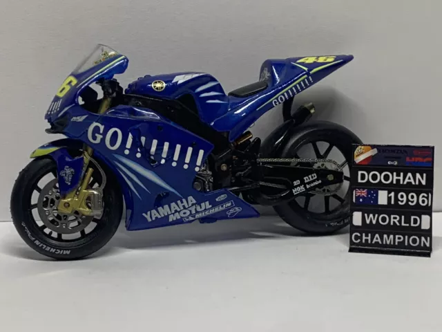 PIT BOARD MotoGP (VARIAS ESCALAS) / Mick Doohan (Honda) /World Champion 1996