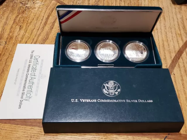1994 US Veterans Commemorative 90% Silver Dollar 3 Coin set w/ Box & COA
