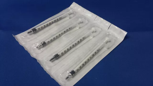 100- 1 cc Easy Glide Luer Slip Tuberculin Syringe 1ml Sterile NEW No Needle 3