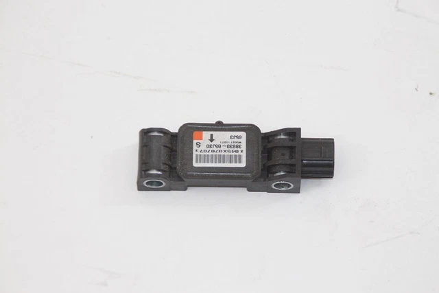 Capteur d'airbag avant gauche Suzuki GRAND VITARA 2 3893065J30 17399