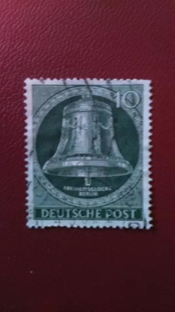 Berlin 1953, Freiheitsglocke 10Pf., Klöppel Mitte, Michel 102