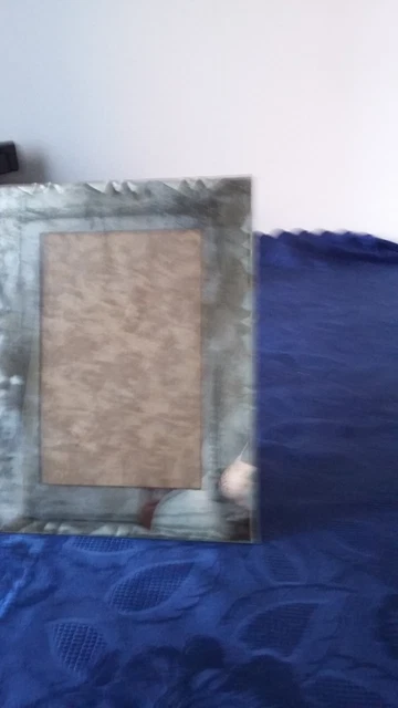 Cadre Porte-photos Miroir Argenté à Poser - Dimensions 21,5x16,2 Cm, En Verre, Occasion En Excellent état
