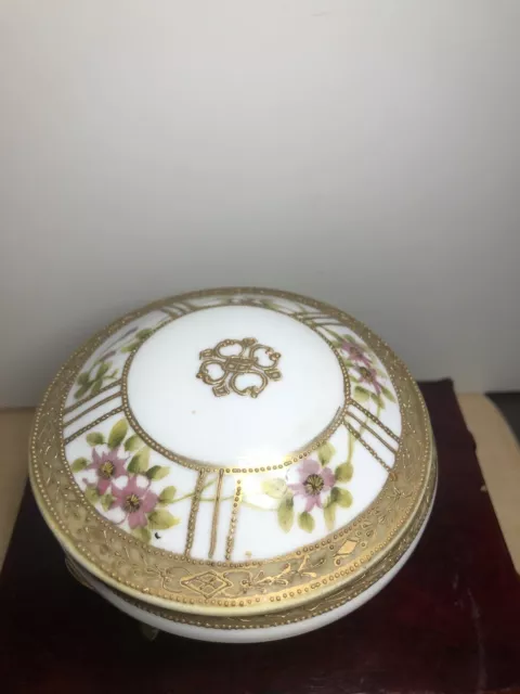 Antique Japanese Nippon Morimura Hand Painted Three Footed Porcelain Trinket Box