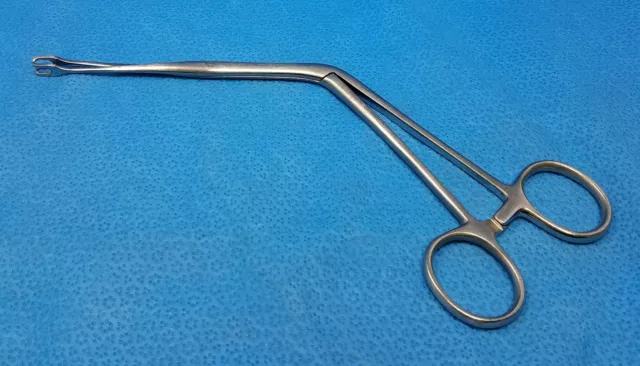 V. Mueller MO1471-1 Tydings Forceps