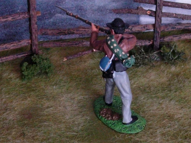 ACW Civil war Britains rare 1st Texas Reb with Green bedroll fit Britains K/C ACW Civil war Britains rare 1st Texas Reb with Green bedroll fit Britains K/C