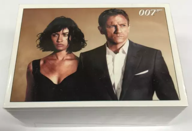 James Bond Archives 2015 - "Quantum of Solace" Complete 90-Base Card Set