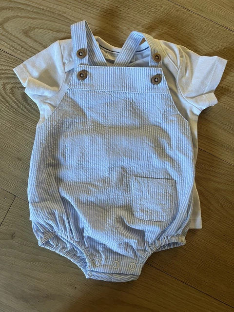 The little white company baby boys romper set age 0-3 mths (new in packaging)