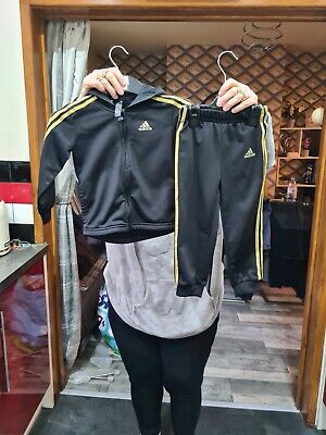 Girls Adidas Tracksuit Size 18-24 Months
