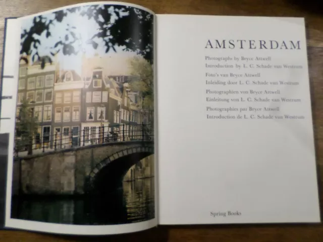 LIVRE SUR LA VILLE D AMSTERDAM, belles photos en noir et blanc, d occasion