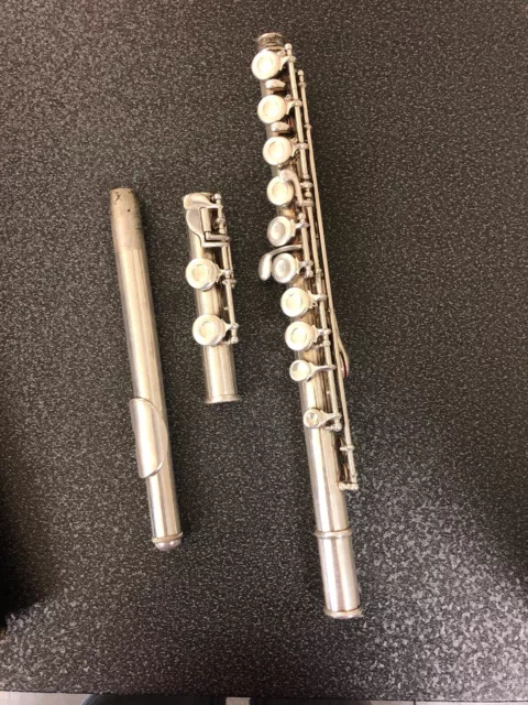 FE OLDS & SON Ambassador Flute Vintage Serial # 63030 3