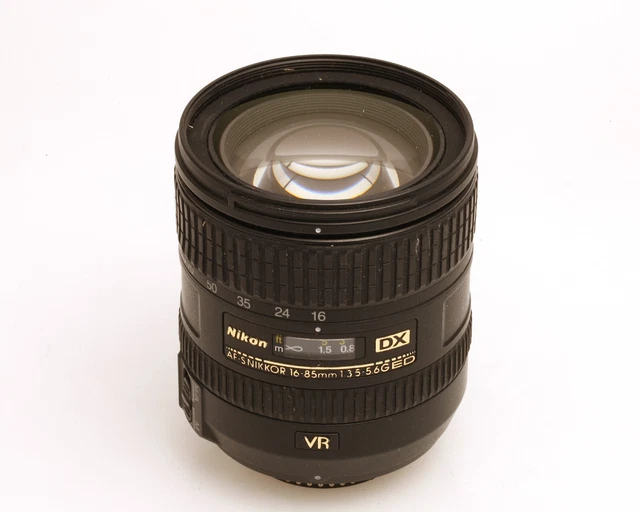 Nikon AF-S 18-140 Mm DX VR - Objectif Zoom Défectueux (pour Réparation)