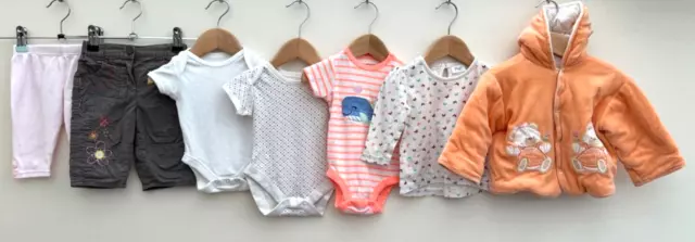 Pacchetto di abbigliamento per bambine età 0-3 mesi cura della madre M&S di Carter