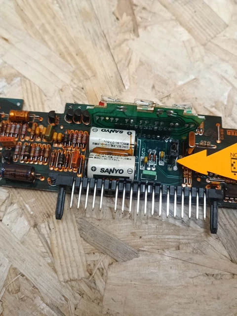BMW E30 COMPTEUR de vitesse connecteur combiné d'instruments 1377645 M10 316i 318i EUR 27,00