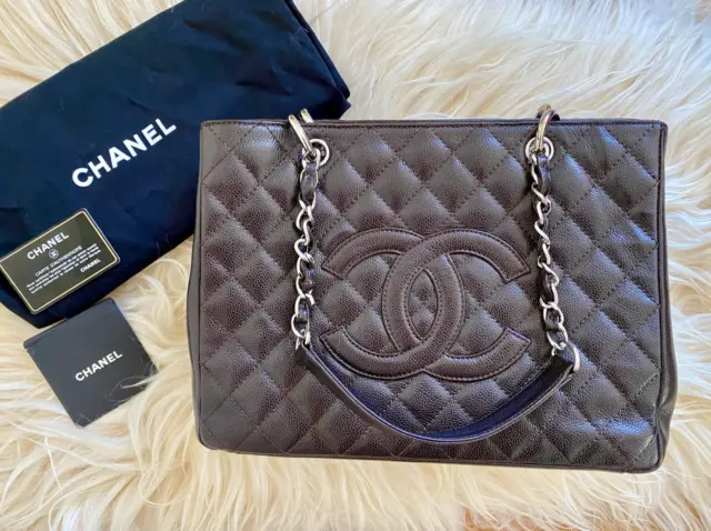 CHANEL DARK BROWN Caviar Leather CC Logo GST Grand Shopping Tote Chain Bag  £2,296.84 - PicClick UK