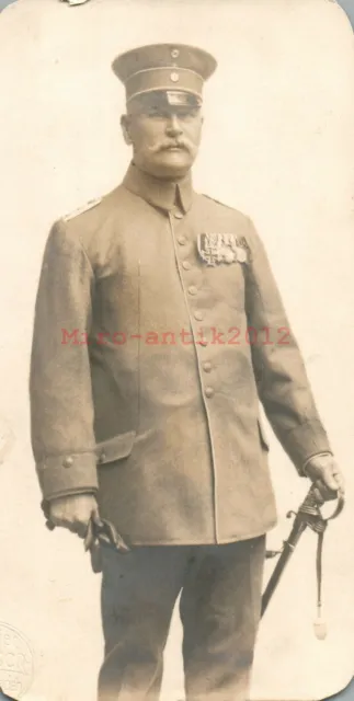Foto, Wk1, Soldat mit großer Bandspange im Portrait (N)20353