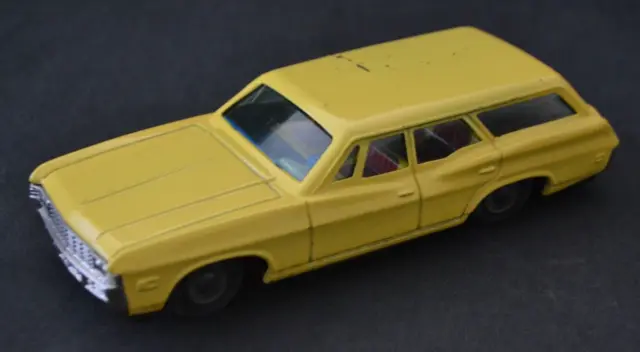 VINTAGE TIN FRICTION "CHEVROLET WAGON"   by BANDAI   Made in  Japan