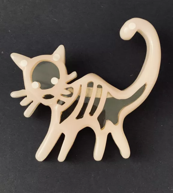 MARNI Resin Cat Brooch Pin Italy Off White Quirky Modern Sculptural Back Stamped