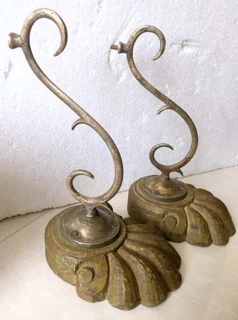 Antique Brass Wooden Hand Crafted Old Wall Fixing Beautiful Cloth Hanger 2 Piece 2