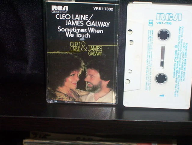 Sometimes When We Touch［カセット］