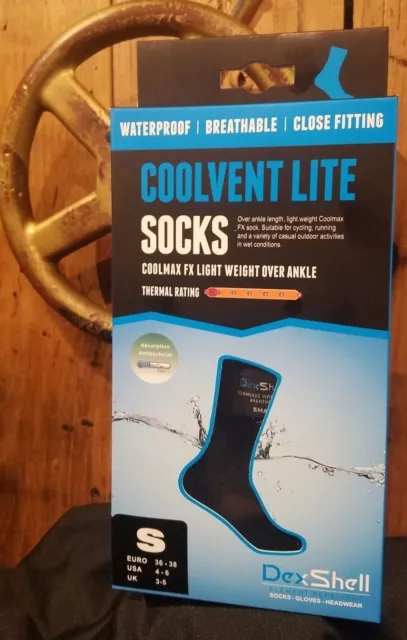 Dexshell Coolvent Lite Socks, Black / Aqua Blue, Small DS638A SHIPS FREE!