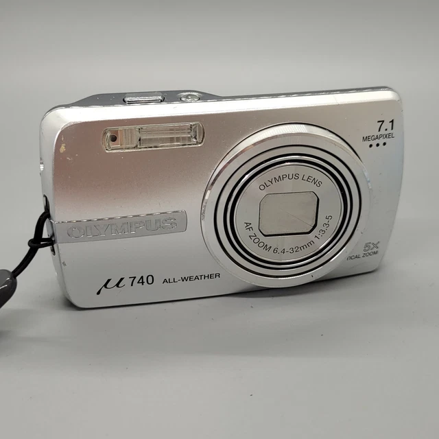 Olympus Mju 740 7,1 megapixel fotocamera digitale compatta argento testato
