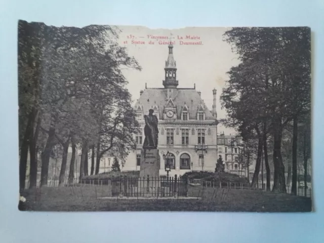 CPA. Vincennes. 1909 The Town Hall and Statue of General Daumesnil