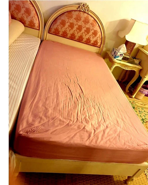 HAND CRAFTED SINGLE Beds x2 + Mattresses Clearance Must Go £35.00