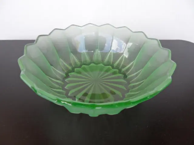Large Vintage Art Deco 1930s Sowerby frosted & clear green Depression glass bowl