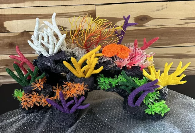 Underwater Treasures Coral Reef Paradise Fish / Aquarium Ornament