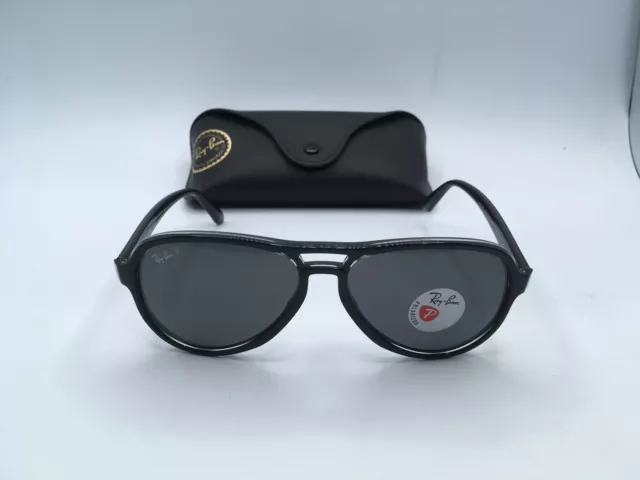 Ray Ban VAGABOND Men's Black Frame Black Polarized Lens Pilot Sunglasses 58MM